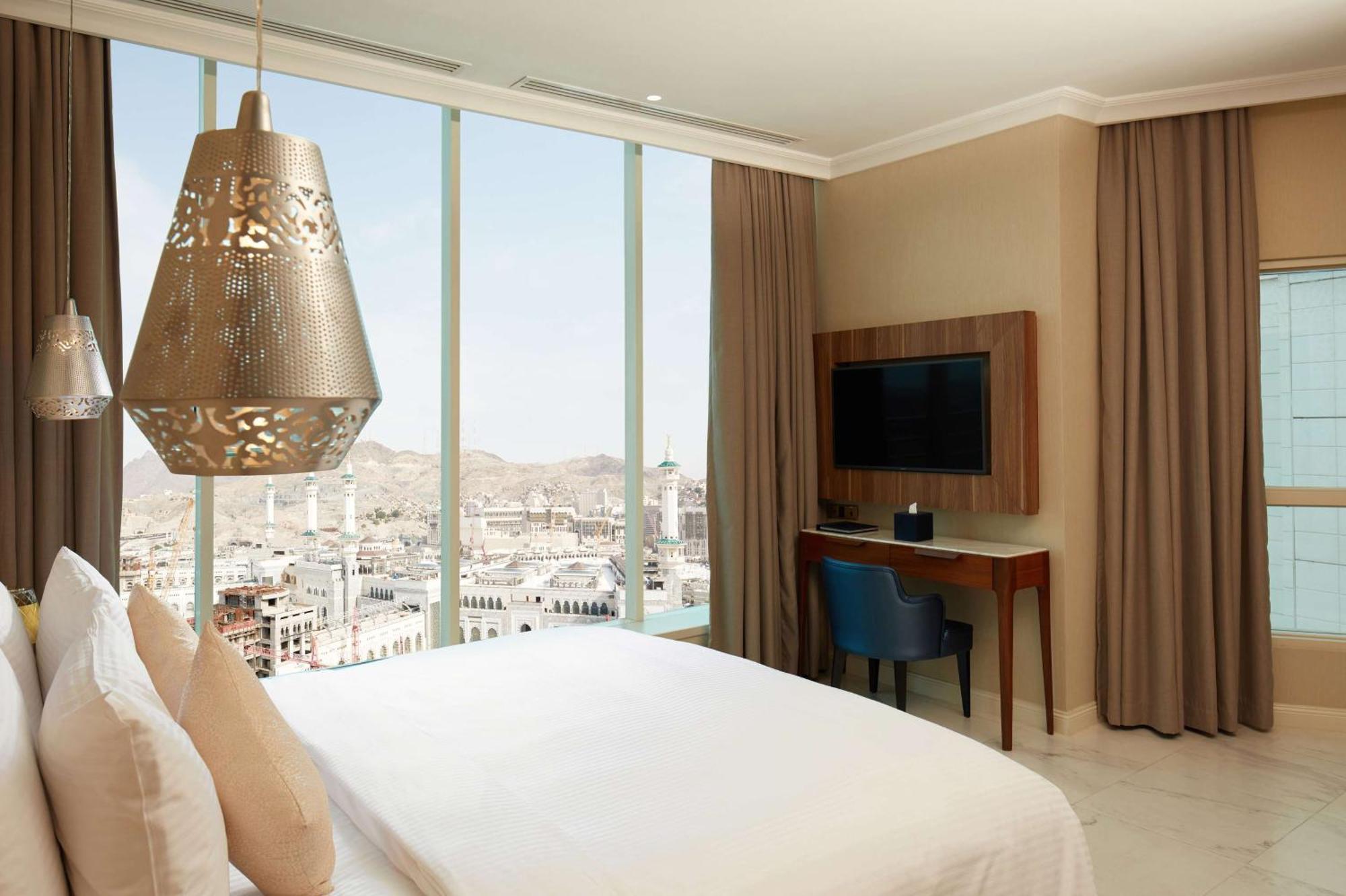Tilal Jabal Al Kabah Hotel Mecca Exterior photo Deluxe Suite
