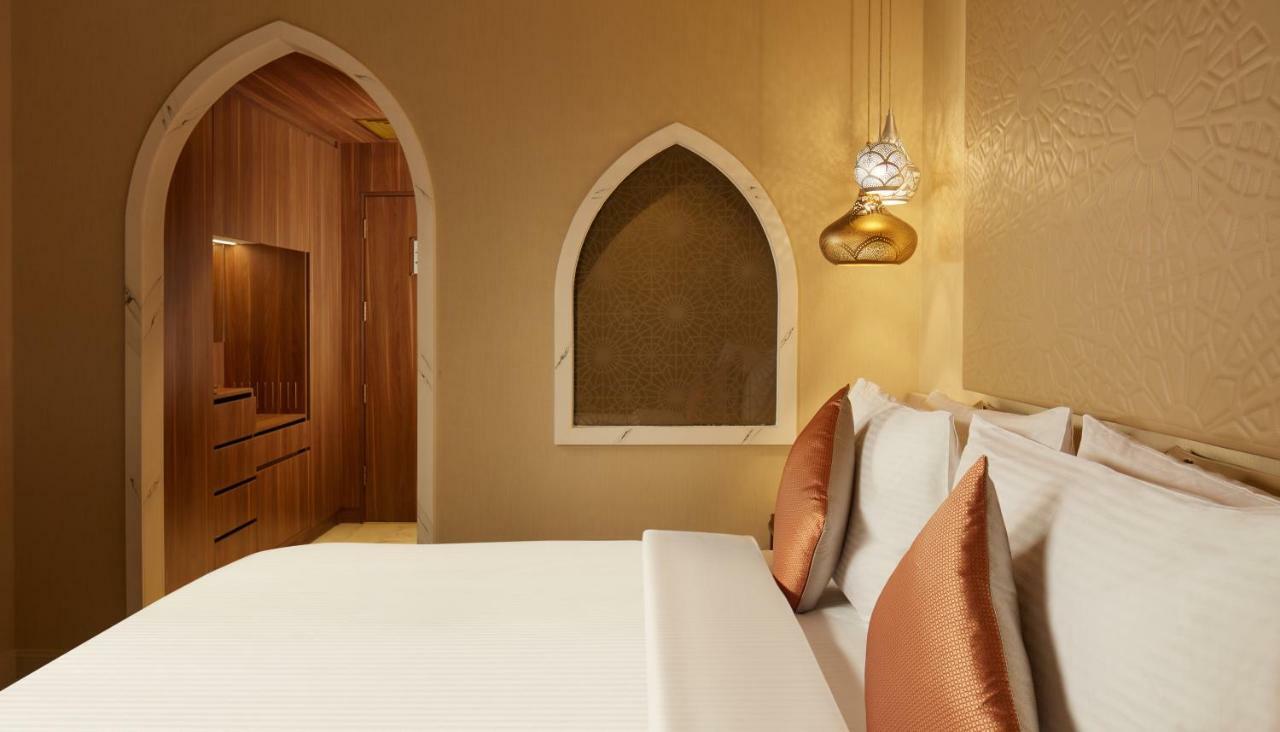 Tilal Jabal Al Kabah Hotel Mecca Exterior photo A bedroom at the hotel